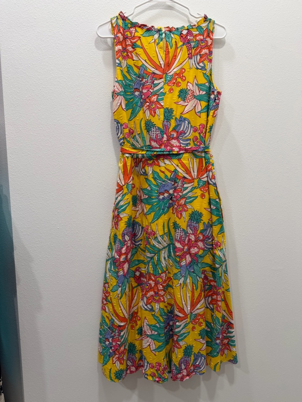 Talbots Tropical Print 100% Cotton Dress Size 6 Yellow Floral Parrot Midi Belted - Picture 8 of 12